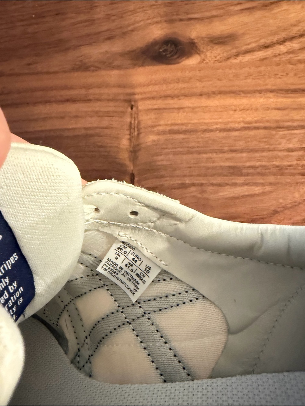 Onitsuka Tiger by Asics Cream and Navy Low-Top Sneakers - Picture 5 of 6